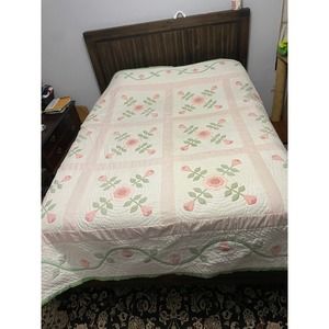 Extra large Applique Floral Quilt 90 x 110 inches